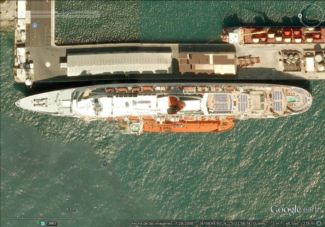 MS Queen Elizabeth II en Gibraltar - 2008 (y en 3D) 2 - Grandes Barcos, quien da mas?