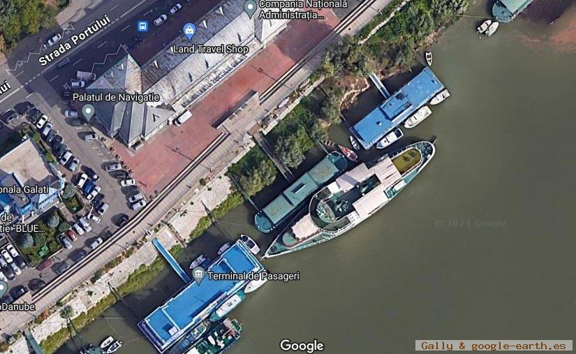 Tudor Vladimirescu, Barco de Paletas, Rumanía 1 - Patria Paddle Steamer, Italia 🗺️ Foro General de Google Earth