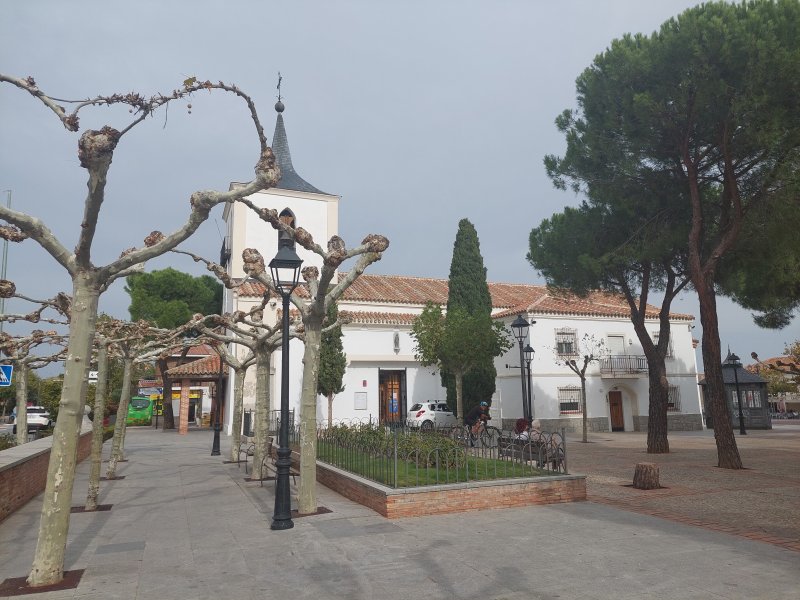Iglesia de Santiago Sevilla la Nueva