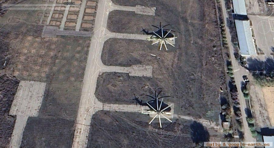 2 MI-26 Almatý, Kazajistán 1 - 4 Mil MI-26 en Pukchang Airport, Corea del Norte 🗺️ Foro Belico y Militar