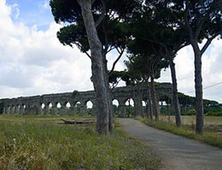 Acquedotto Claudio, Viale Appio Claudio, Roma, Italia 🗺️ Foro Europa 0