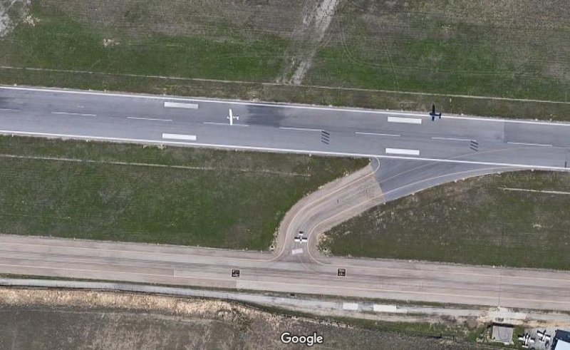 Aeropuerto Cuatro Vientos, Madrid, España 2 - Avionetas Volando sobre Jerez 🗺️ Foro General de Google Earth