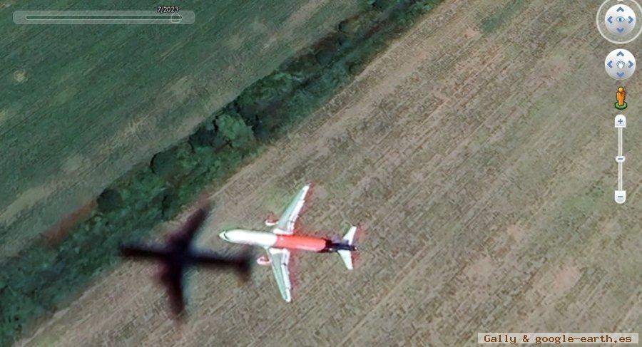 Avión 4 en Gorni Bogrov, Bulgaria 1 - Avión Volando en Daraganovka, Rusia 🗺️ Foro General de Google Earth