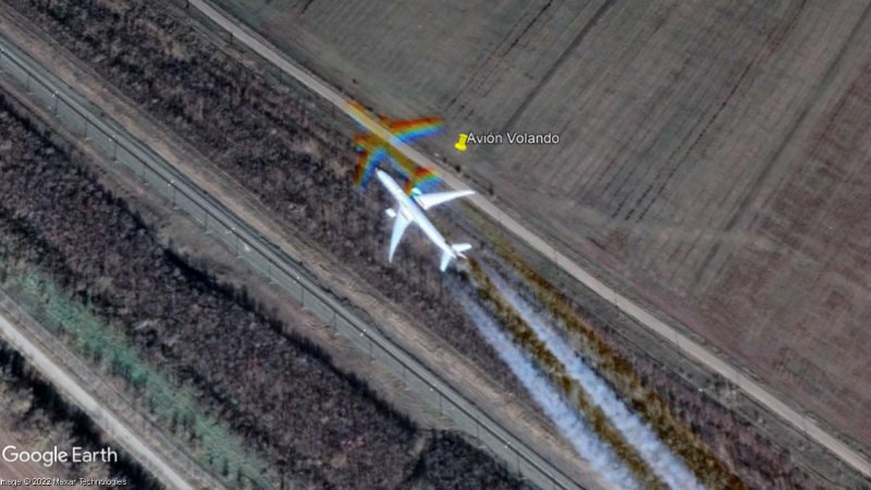 Avión en Krasnolipovskoe, Óblast de Volgogrado, Rusia 1 - Avión despegando de Cancún 🗺️ Foro General de Google Earth