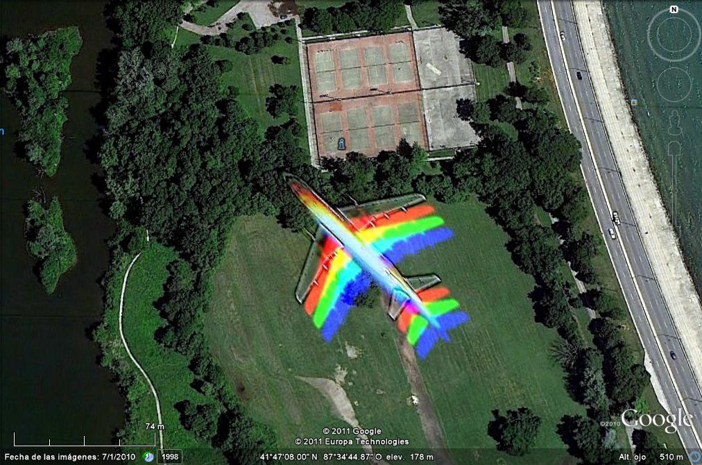 Avion arcoiris sobre Chicago 0