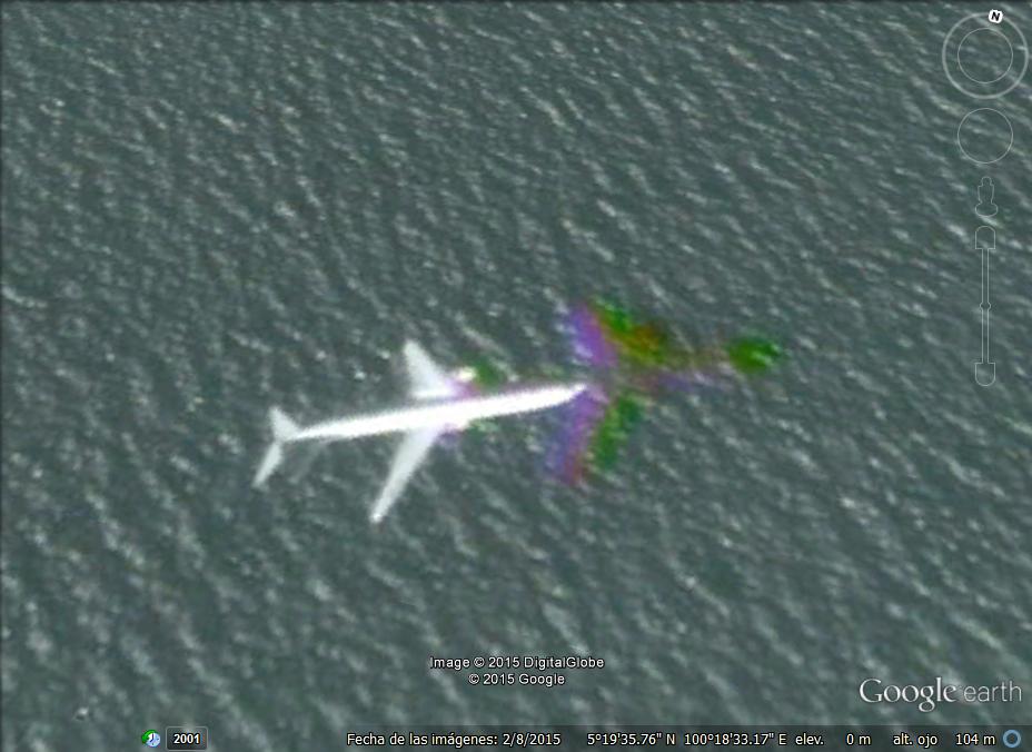 Avion virando - Aeropuerto de Penang - Malasia 1 - Avion con sombra arcoiris - Norte de Hainan - China 🗺️ Foro General de Google Earth