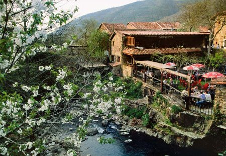 Barcena Mayor, Cantabria 0