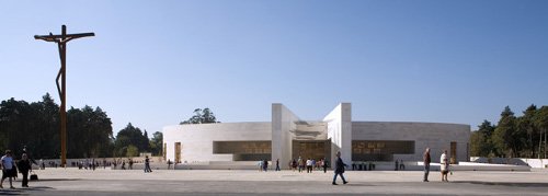 Basilica de la Santisima Trinidad, Fatima, Portugal 0