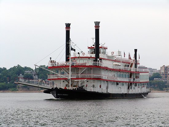 Belle of Cincinnati Paddle Steamer, USA 2 - Barcos Rueda de Paleta o Vapor de ruedas