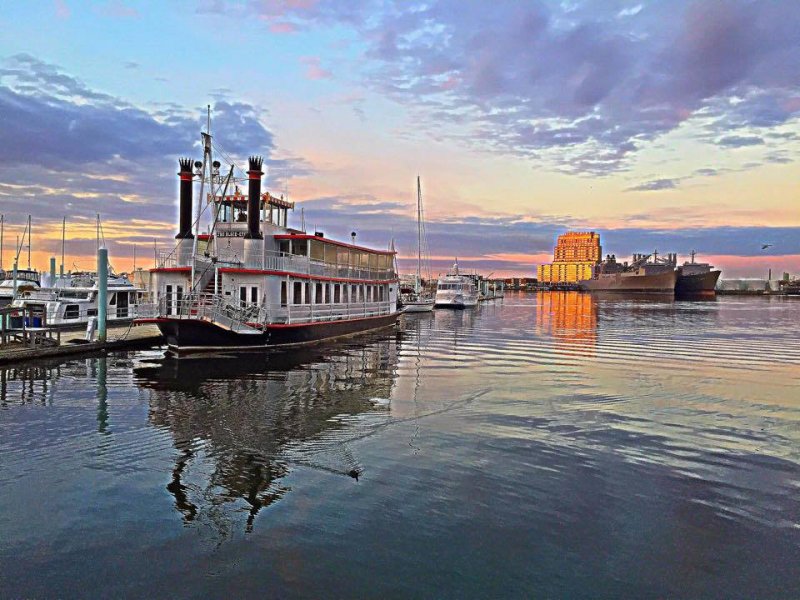 Black Eyed Susan Paddle Steamer, USA 2