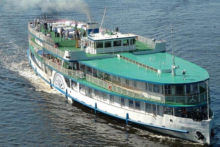 Bohdan Khmelnytsky, Paddle Steamer, Ucrania 2 - Barcos Rueda de Paleta o Vapor de ruedas