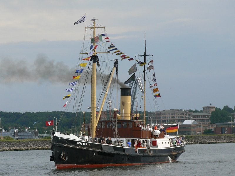 Barco a Vapor Bussard 2