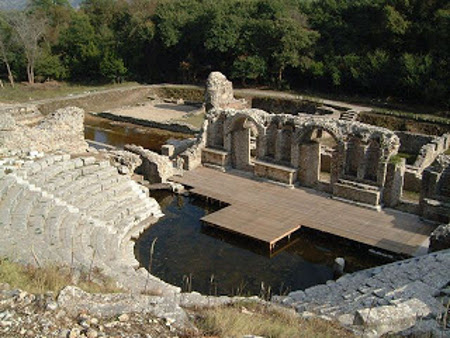 Butrint, Sarandé, Albania 0