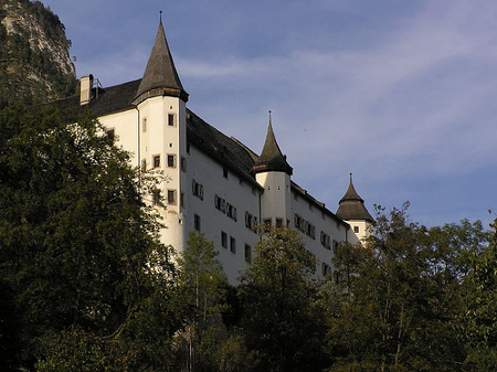 Castillo Tratzberg, Jenbach, Austria 0