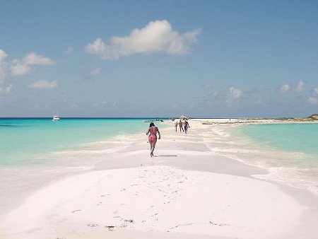 Cayo De Agua, Los Roques, Venezuela 0