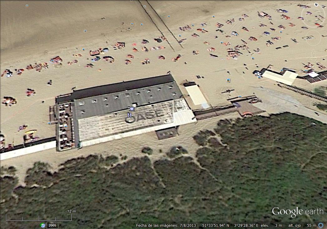 Chiringuito de playa Oase, Domburg, Países Bajos 1 - Estadio de la Universidad de Kansas 🗺️ Foro General de Google Earth