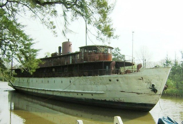 Barco Ciudad de Colonia (Abandonado) 2 - Capitán Brizuela 🗺️ Foro General de Google Earth