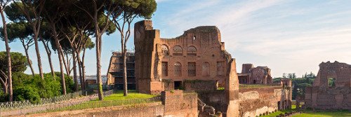 Domus Augustana, Via di San Gregorio, Roma, Italia 1