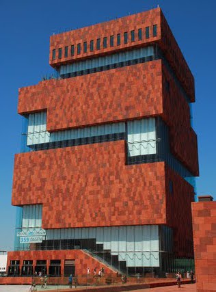 Edificio singular 0