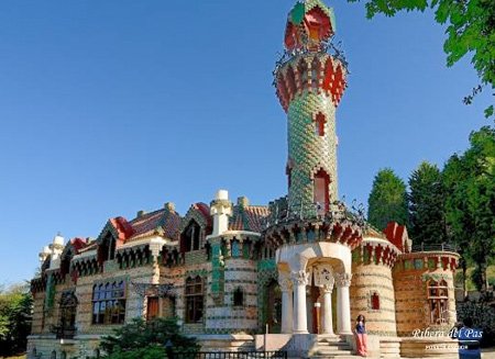 El capricho de Gaudí, Comillas, Cantabria 1