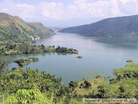 El Lago Peligre, Haiti 0