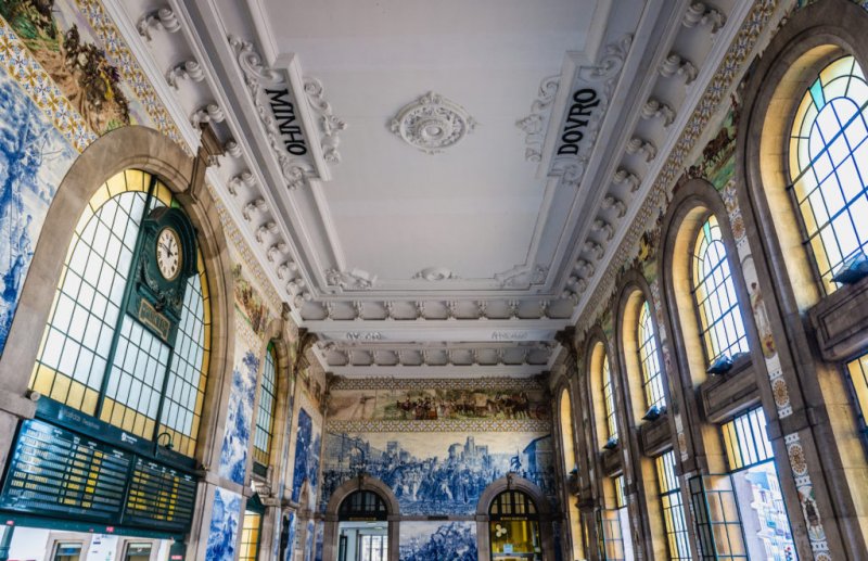 Estación de ferrocarril de Oporto, Portugal 0