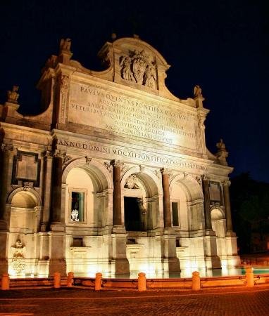 Fontana dell'Acqua Paola, Roma, Italia 1