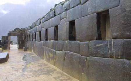 Fortaleza de Ollantaytambo, Cusco, Perú 0