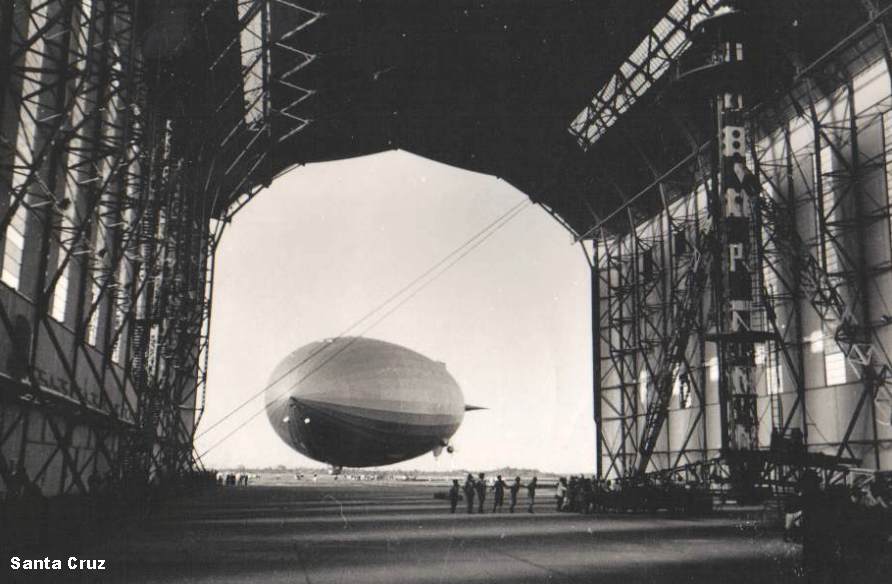 Hangar del dirigible Aleman Graf Zeppelin 1