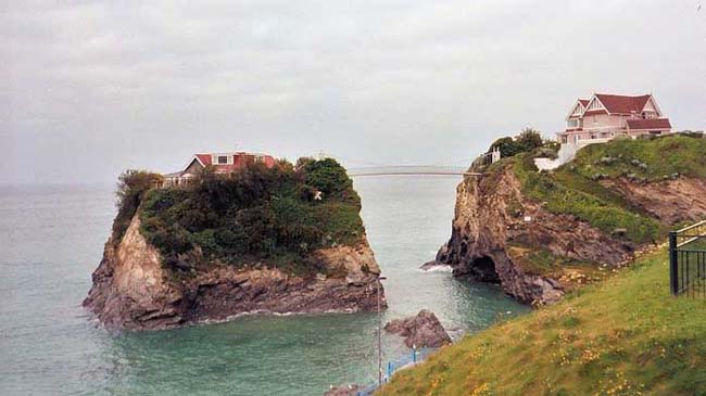 Palacete sobre la minúscula isla de Towan 0