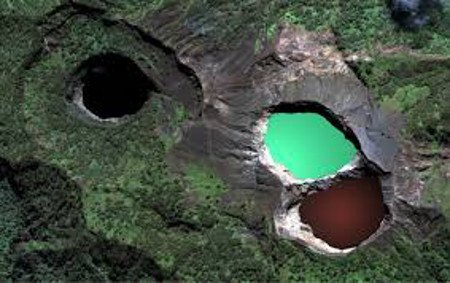 Kelimutu, Ende, Nusa Tenggara Oriental, Indonesia 0