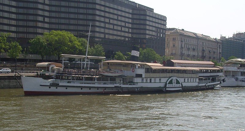 Kossuth Paddle Steamer, Hungría 2