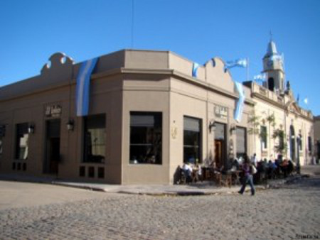 La Esquina de Mertí, San Antonio de Areco, Buenos Aires, Arg 0