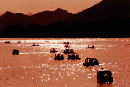 Lago Yanqi, Huairou, Beijing, China 1