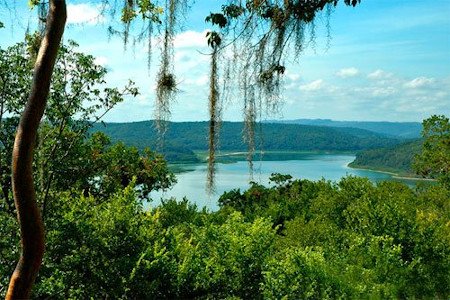 Laguna Yaxha, Guatemala 0