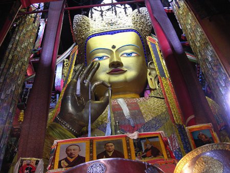 Monasterio Tashilhungpo, Xizang, China 0