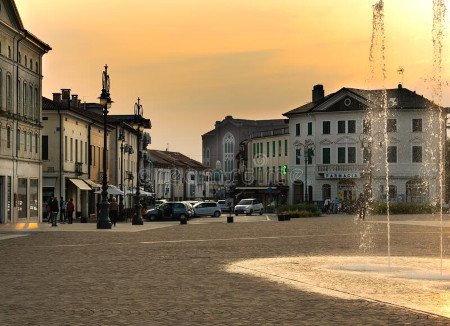 Montebelluna, Treviso, Veneto, Italia 🗺️ Foro Europa 0