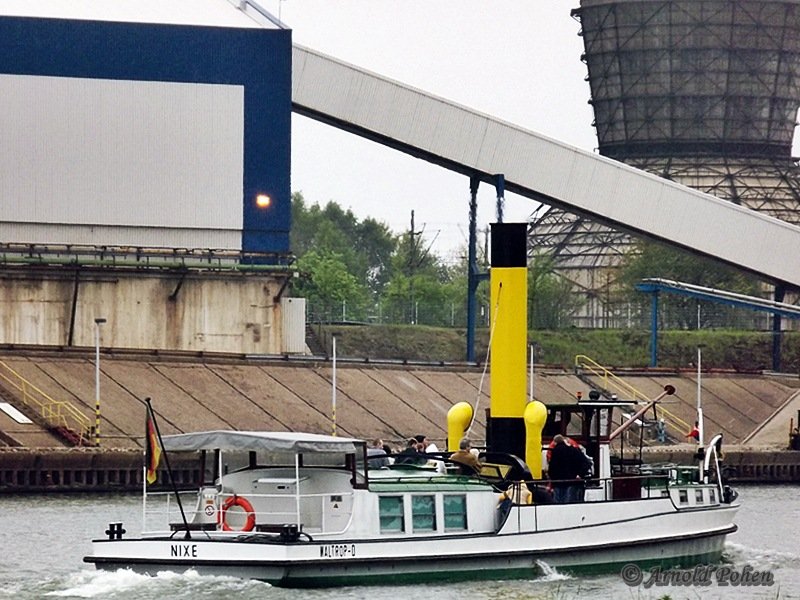 Barco a Vapor Ferry Nixe 2