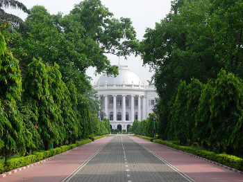 Palacio Raj Bhavan, Bangalore, Kamataka, India 0