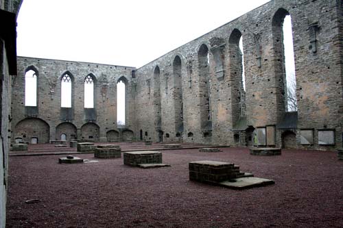 Haciendo “rave” en un convento. 1