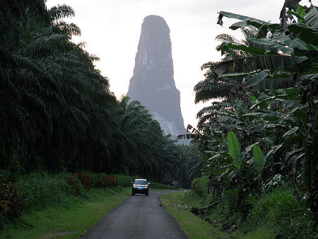 Pico Cão Grande, Santo Tome y Principe 0