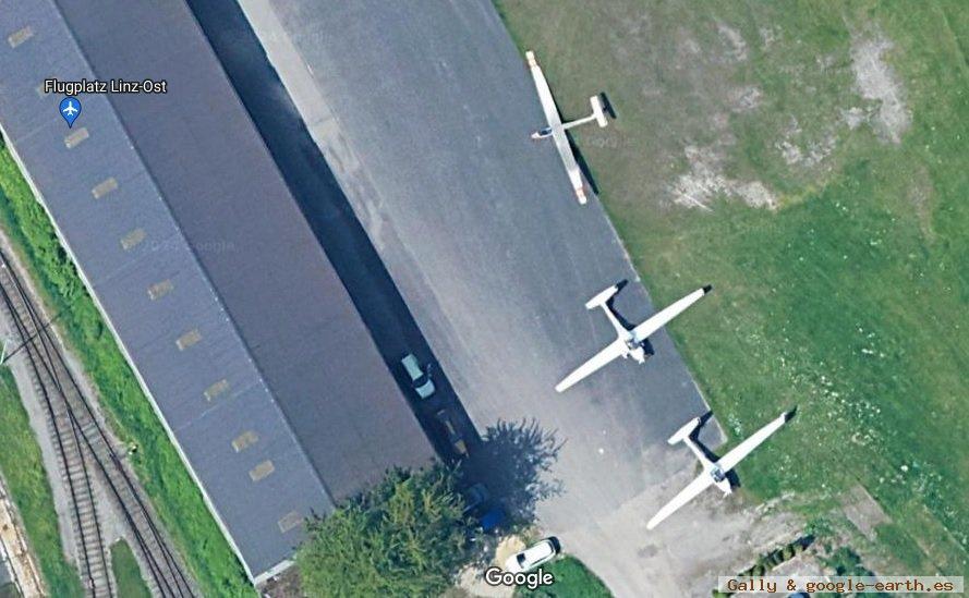 Planeador volando en Flugplatz Greding, Alemania 🗺️ Foro General de Google Earth 1