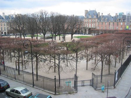 Plaza de los Vosges, Paris, Francia 1