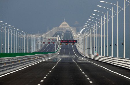 El puente mas grande del mundo, de Macao a Hong Kong 1