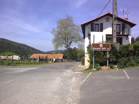 Puerto de Ibardin, alto de montaña, Navarra 0