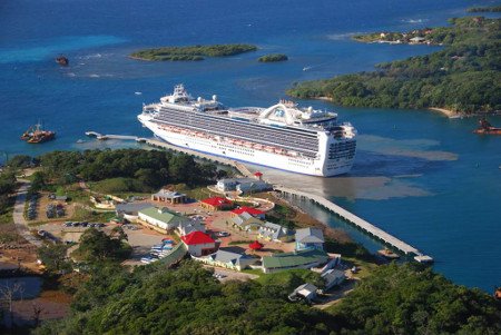 Puerto de Roatán, Honduras 0