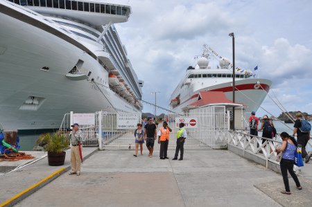 Puerto de Saint John, Antigua y Barbuda 1