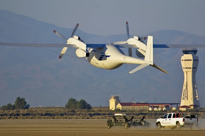 UAV, Drones: Aviones no tripulados cazados con Google Earth