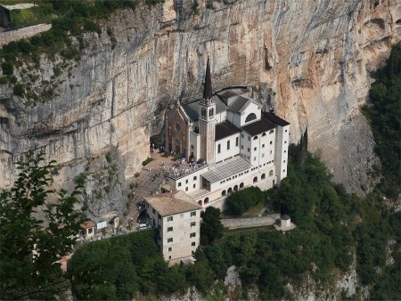 Santuario Madonna della Corona, Vicolo Santuario, Italia 1