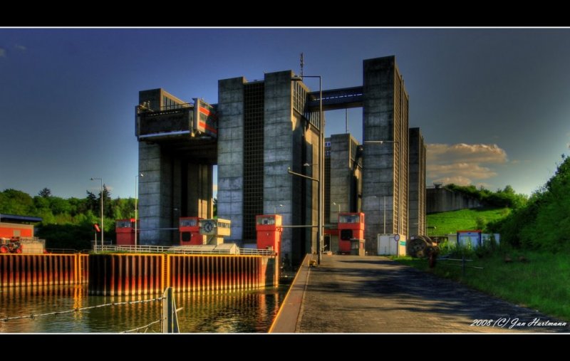 Elevador de barcos gemelos Scharnebeck, Lüneburg (Alemania) 2